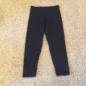 High waisted Capri leggings